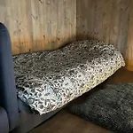 Attraktiv & Smart Funkishytte Pa Nes Strandhager. * Årnes