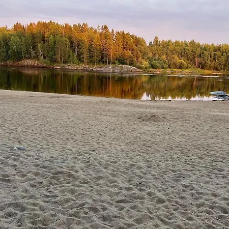 Prázdninový dům Attraktiv & Smart Funkishytte Pa Nes Strandhager. *