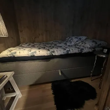 Attraktiv & Smart Funkishytte Pa Nes Strandhager. Prázdninový dům *