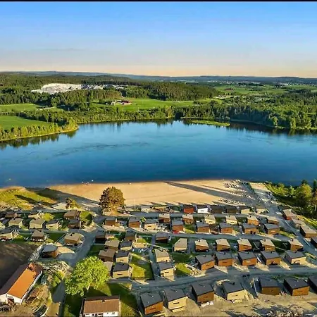 Holiday home Attraktiv & Smart Funkishytte Pa Nes Strandhager.