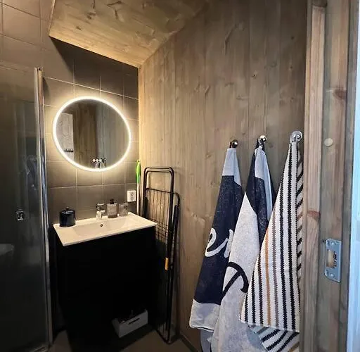 Casa vacanze Attraktiv & Smart Funkishytte Pa Nes Strandhager. *